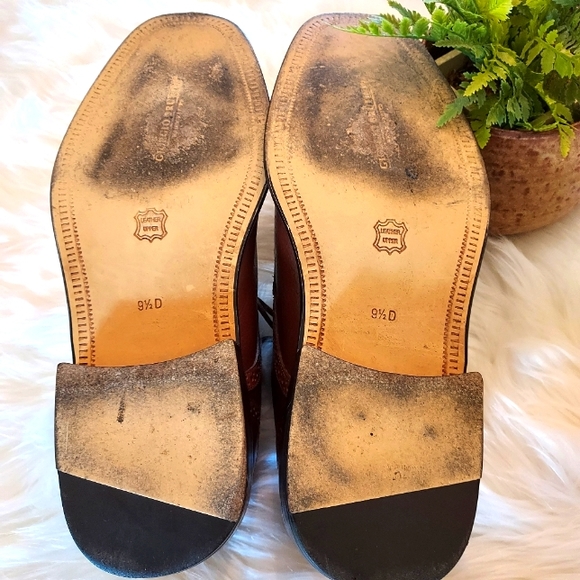 Giorgio Brutini Square Toe Leather Oxfords in Dark Caramel with Leather Insoles. main image 4
